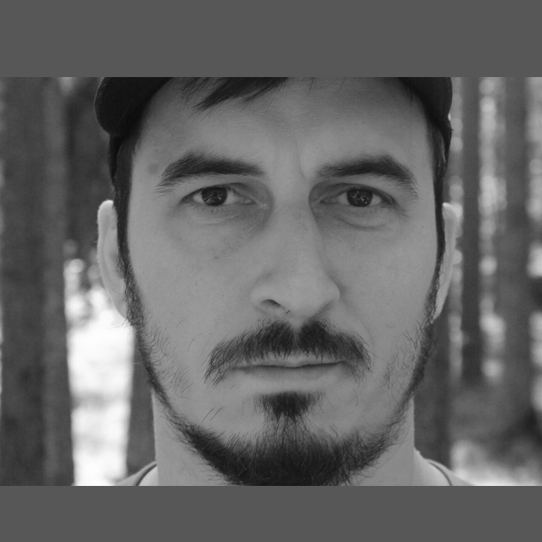 Главный консультант  Анвар Калантаров