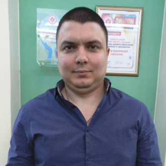 Провизор Гиматдинов  Л. И.
