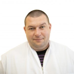 Зам. директора по клиника-экспертной работе  Коршунков Максим Викторович
